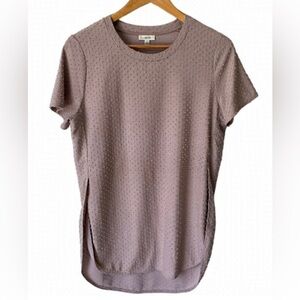 Aritzia Wilfred T-SHIRT CAPUCINE
Jacquard knit t-shirt Soft Mauve EUC